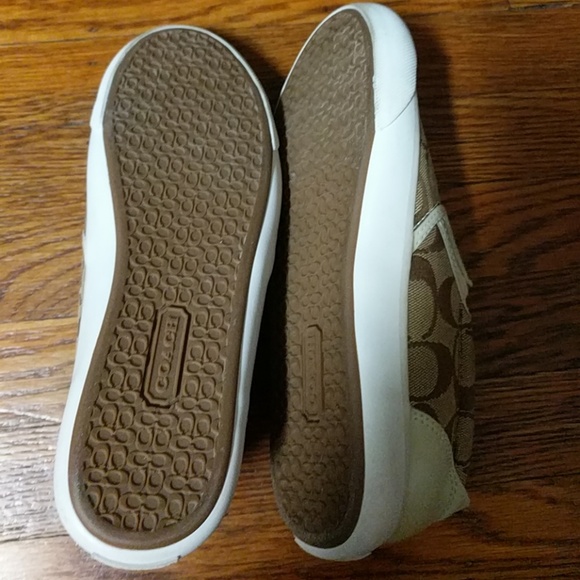 Coach shoes - Picture 2 of 2